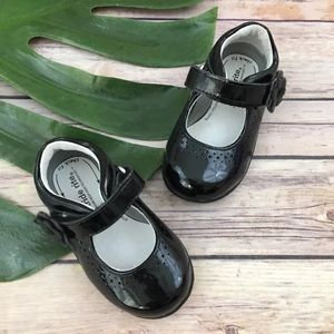 Stride Rite Girls Black Patent Leather Mary Janes